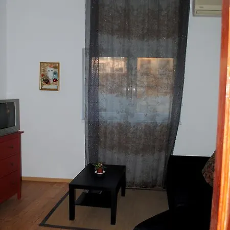 Apartman Tihna *